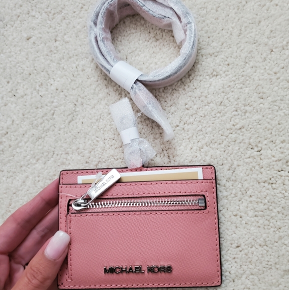 NWT Michael Kors Jet Set Travel Pink Saffiano Leather Lanyard Zip Cardholder - Picture 1 of 13